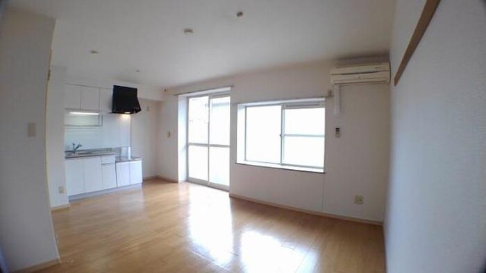 物件内観写真5　(居室)