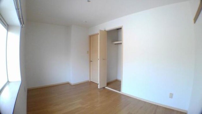 物件内観写真11　(収納)