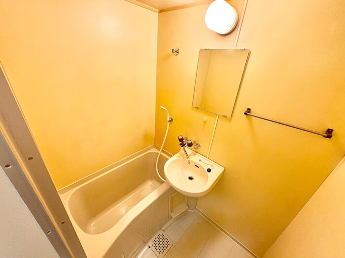 物件内観写真8　(バス／シャワールーム等)