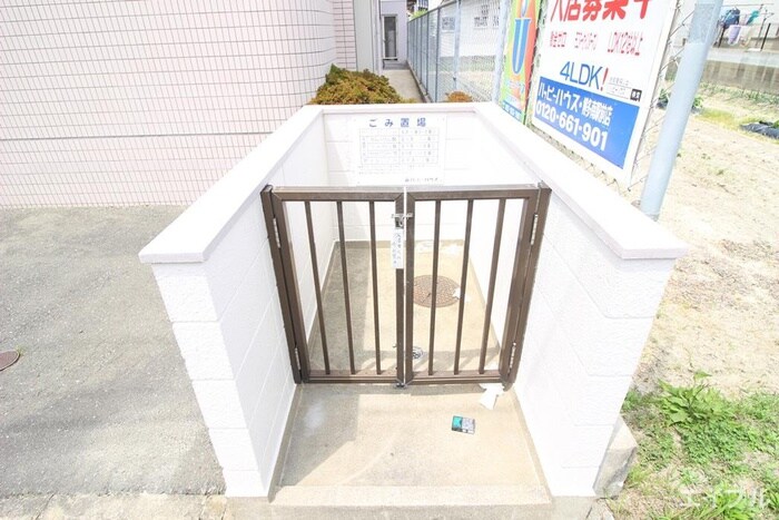 物件外観写真6　(建物設備)