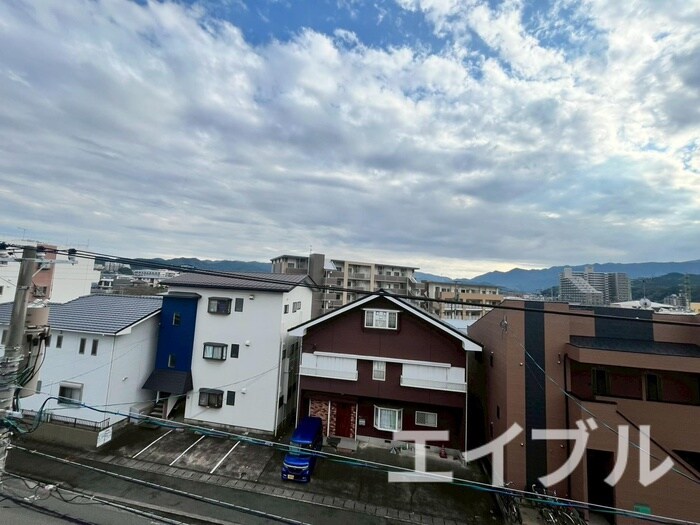 物件内観写真22　(室内からの展望)