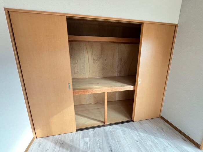 物件内観写真13　(収納)