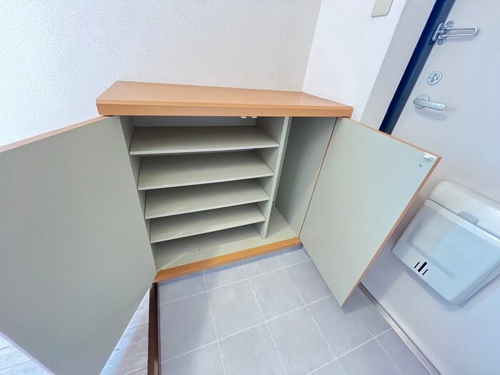 物件内観写真16　(靴箱)