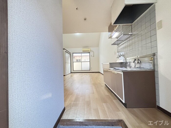 物件内観写真16　(廊下)