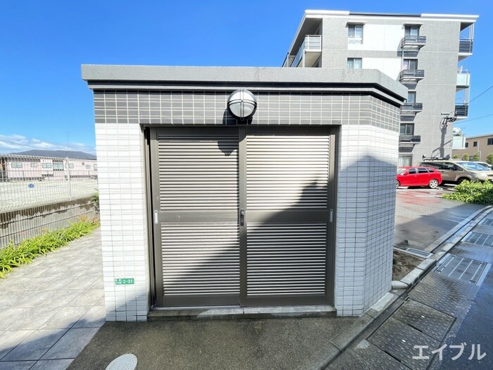 物件外観写真6　(建物設備)