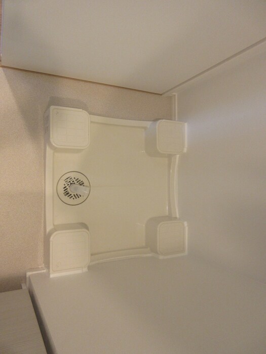 物件内観写真13　(洗濯機置場)