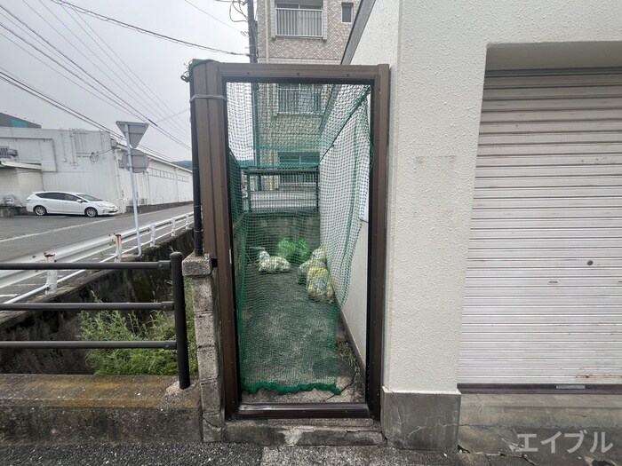 物件外観写真6　(建物設備)