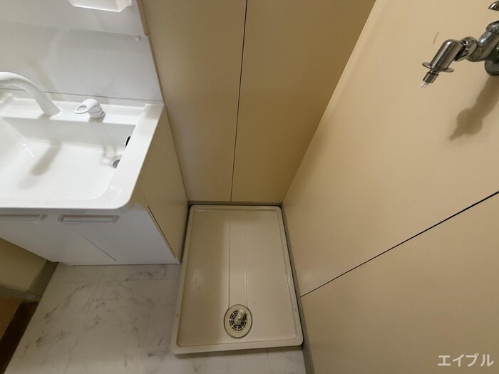 物件内観写真20　(洗濯機置場)