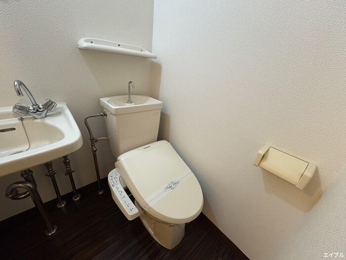 物件内観写真14　(トイレ)