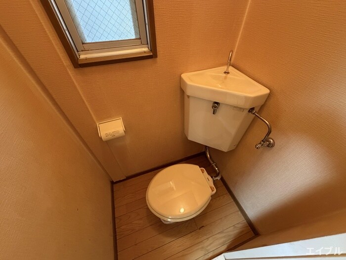 物件内観写真12　(トイレ)