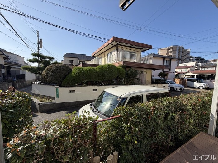 物件内観写真16　(室内からの展望)