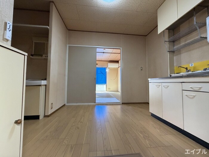 物件内観写真20　(廊下)