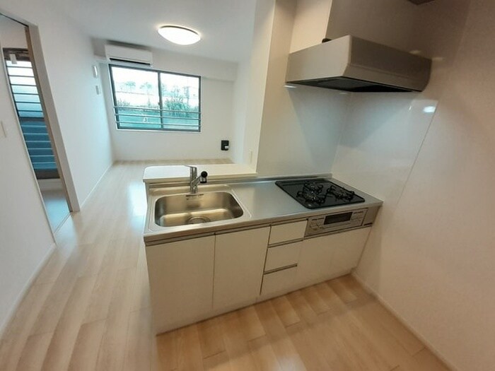 物件内観写真8　(キッチン)