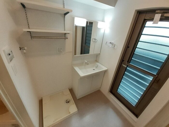 物件内観写真10　(洗面)