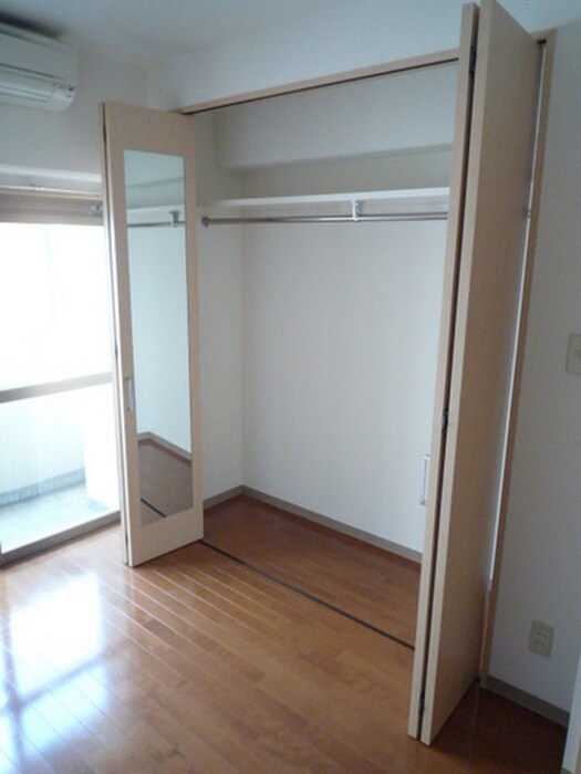 物件内観写真9　(収納)