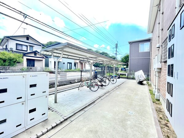 駐輪場