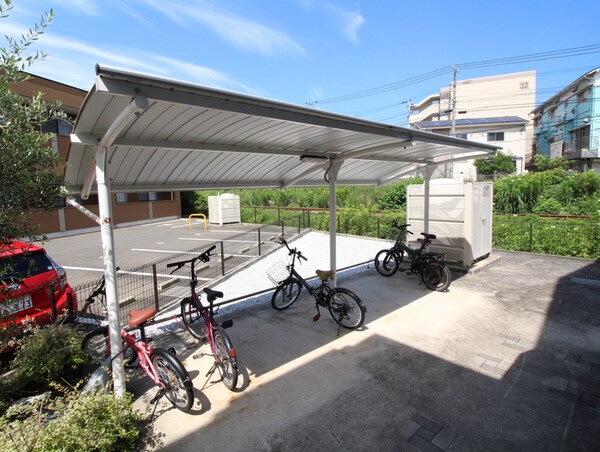 駐輪場
