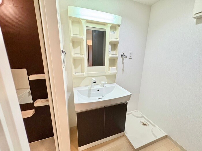 物件内観写真13　(収納)