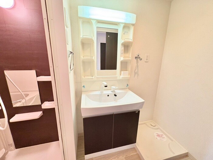 物件内観写真13　(洗面)