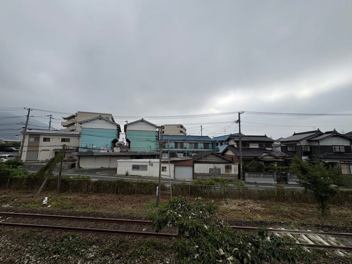 物件内観写真16　(室内からの展望)