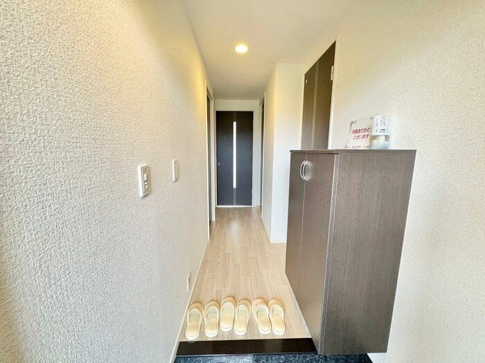 物件内観写真20　(廊下)