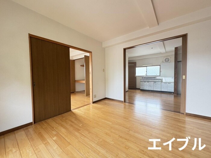 物件内観写真7　(居室)