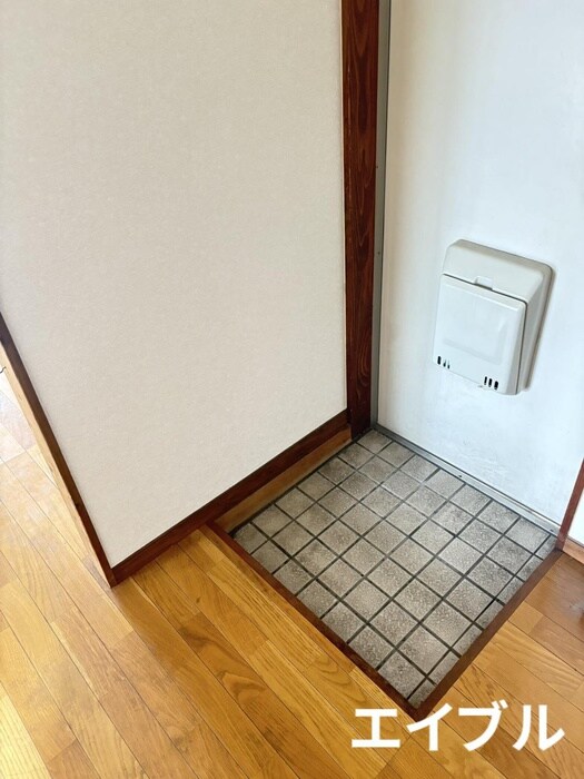 物件内観写真13　(玄関)