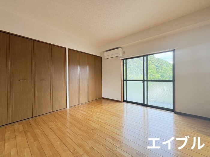 物件内観写真17　(居室)