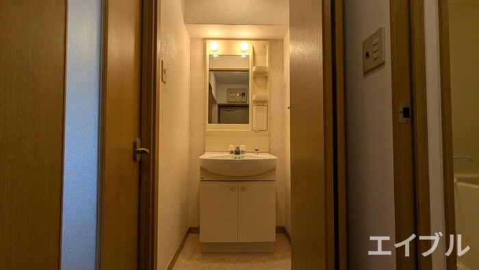 物件内観写真10　(洗面)