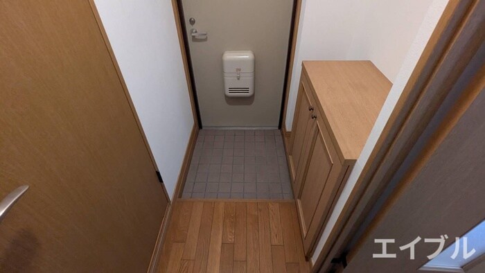 物件内観写真18　(廊下)