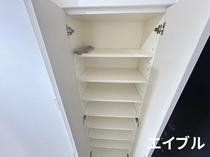 物件内観写真16　(靴箱)