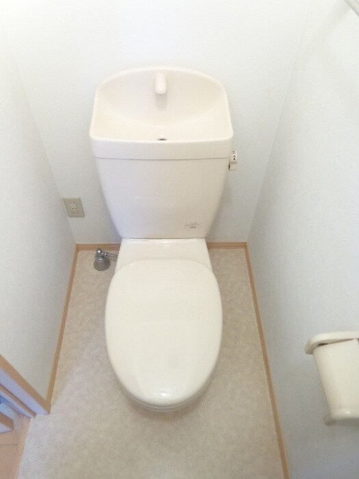 物件内観写真5　(トイレ)