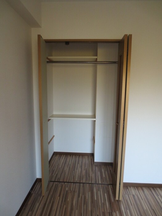 物件内観写真9　(収納)