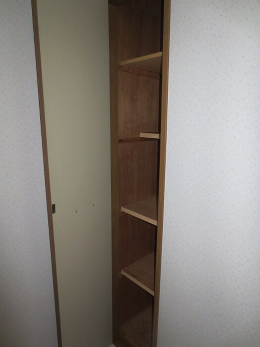 物件内観写真13　(靴箱)