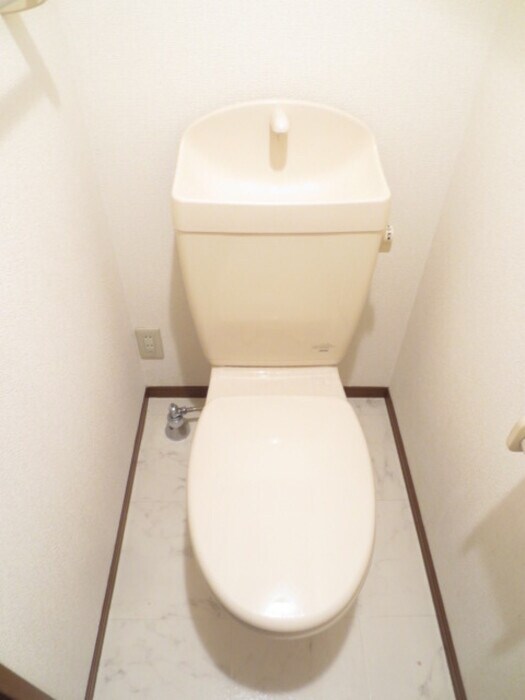 物件内観写真5　(トイレ)