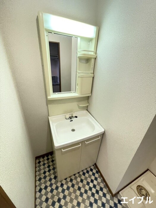 物件内観写真4　(洗面)