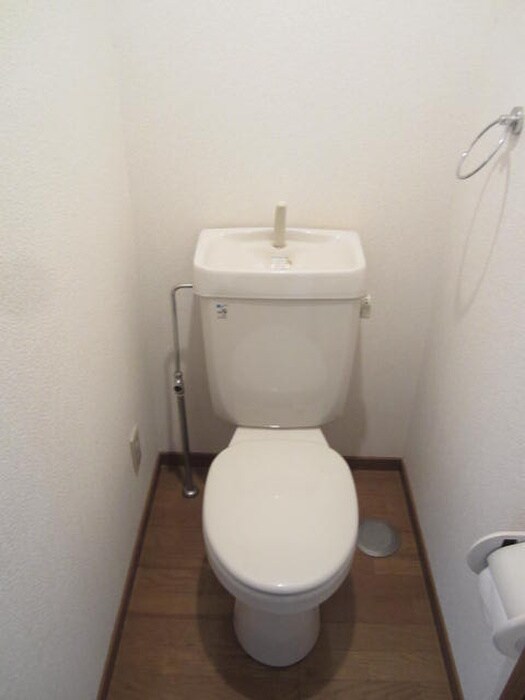 物件内観写真8　(トイレ)