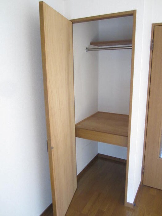 物件内観写真11　(収納)