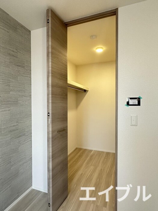 物件内観写真13　(収納)