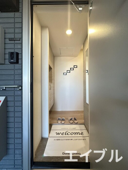 物件内観写真14　(玄関)