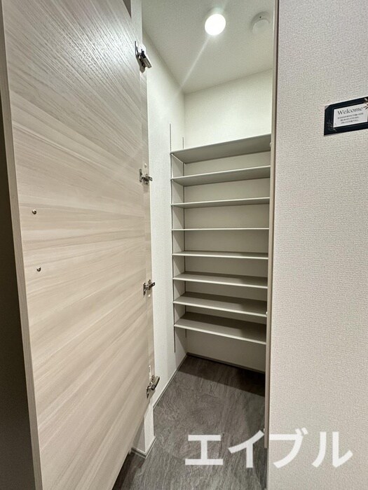 物件内観写真15　(靴箱)