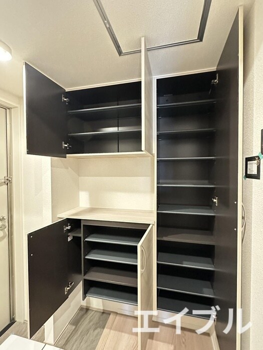 物件内観写真15　(靴箱)