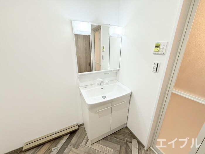 物件内観写真7　(洗面)