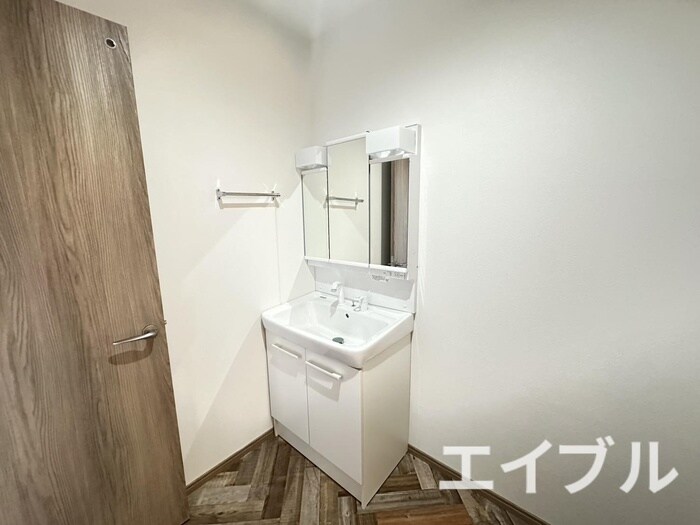 物件内観写真8　(洗面)