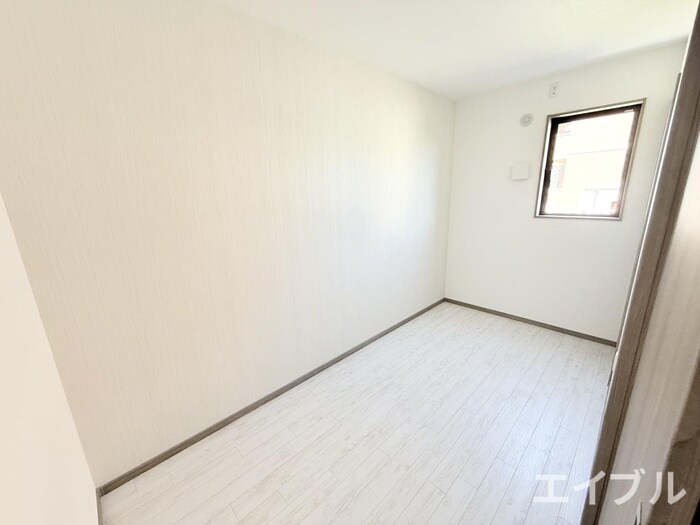 物件内観写真10　(居室)