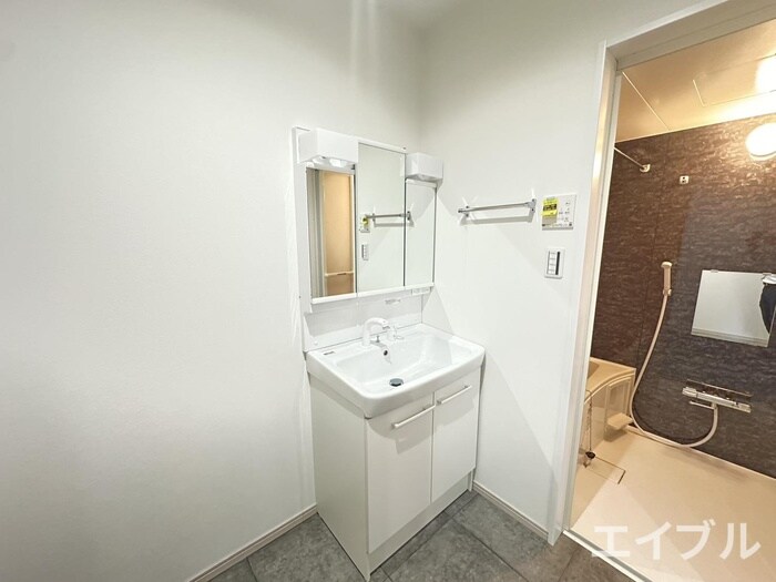 物件内観写真9　(洗面)