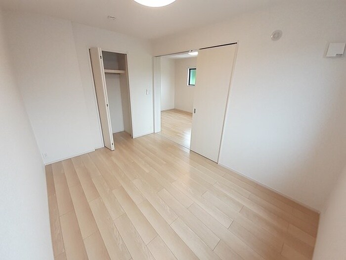 物件内観写真9　(収納)