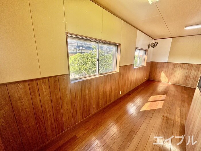 物件内観写真10　(内観写真)