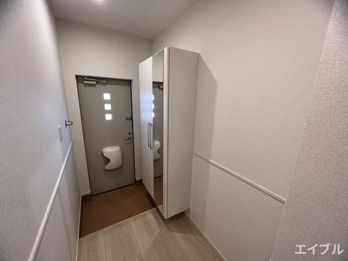 物件内観写真15　(靴箱)