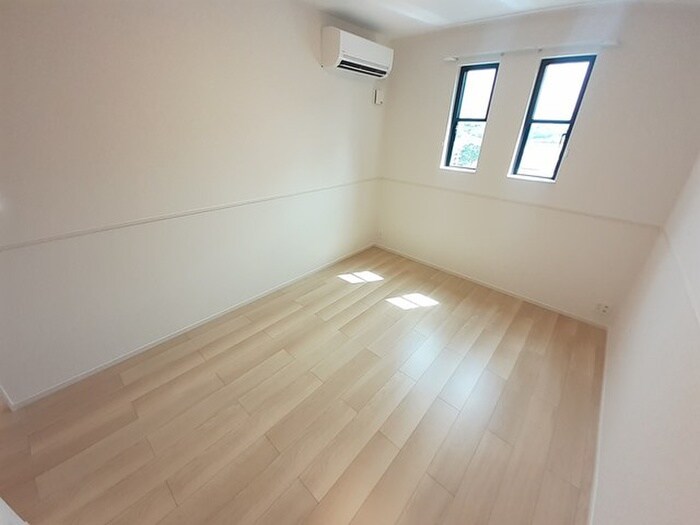 物件内観写真15　(内観写真)